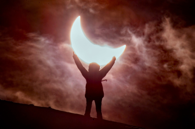 Astrological Overview and Horoscope: September 15 - 21, 2025 A Partial Solar Eclipse over Iceland. Image Credit & Copyright: Wioleta Gorecka.